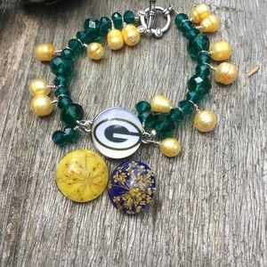 Real pearls Hand made Snap bracelet with 3 snaps